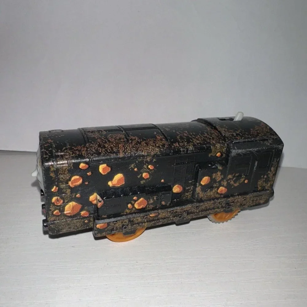 Thomas Trackmaster  Tunnel Blast RockDiesel    & Trackmaster spark Percy w light
